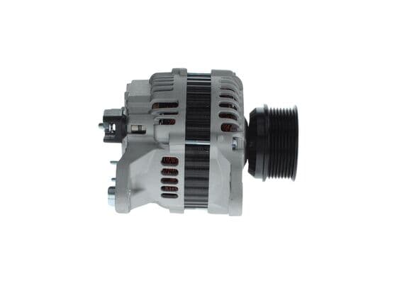 Bosch Marş motorları ve alternatörler Üç fazlı jeneratör küçük görsel 3